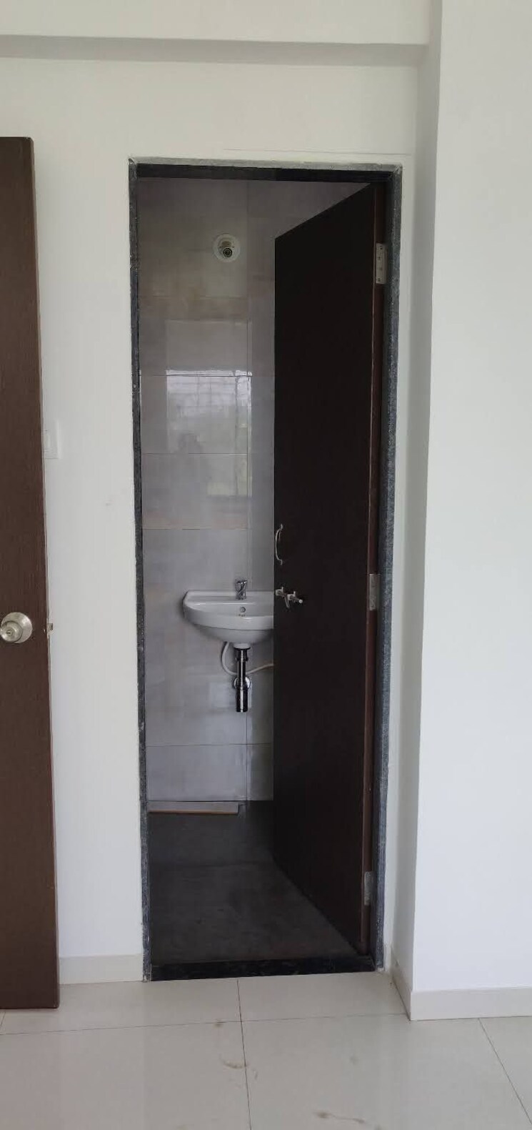 Attached Bathroom, siddhi-pearl 2 Bedroom 950 Sq.Ft. Apartment In Baner Pune 7807357