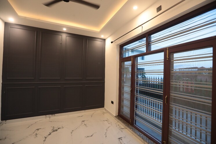 Room, sahastradhara road 4 Bedroom 3000 Sq.Ft. Independent House In Sahastradhara Road Dehradun 7807438