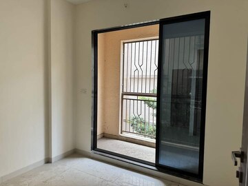 Room in 1 BHK Apartment at Niraj City Apartment, Kalyan West – for Sale