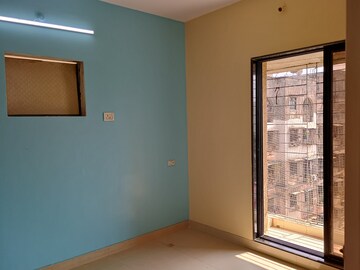 Room in 1 BHK Apartment at Mudit Garden, Kopar Khairane – for Sale
