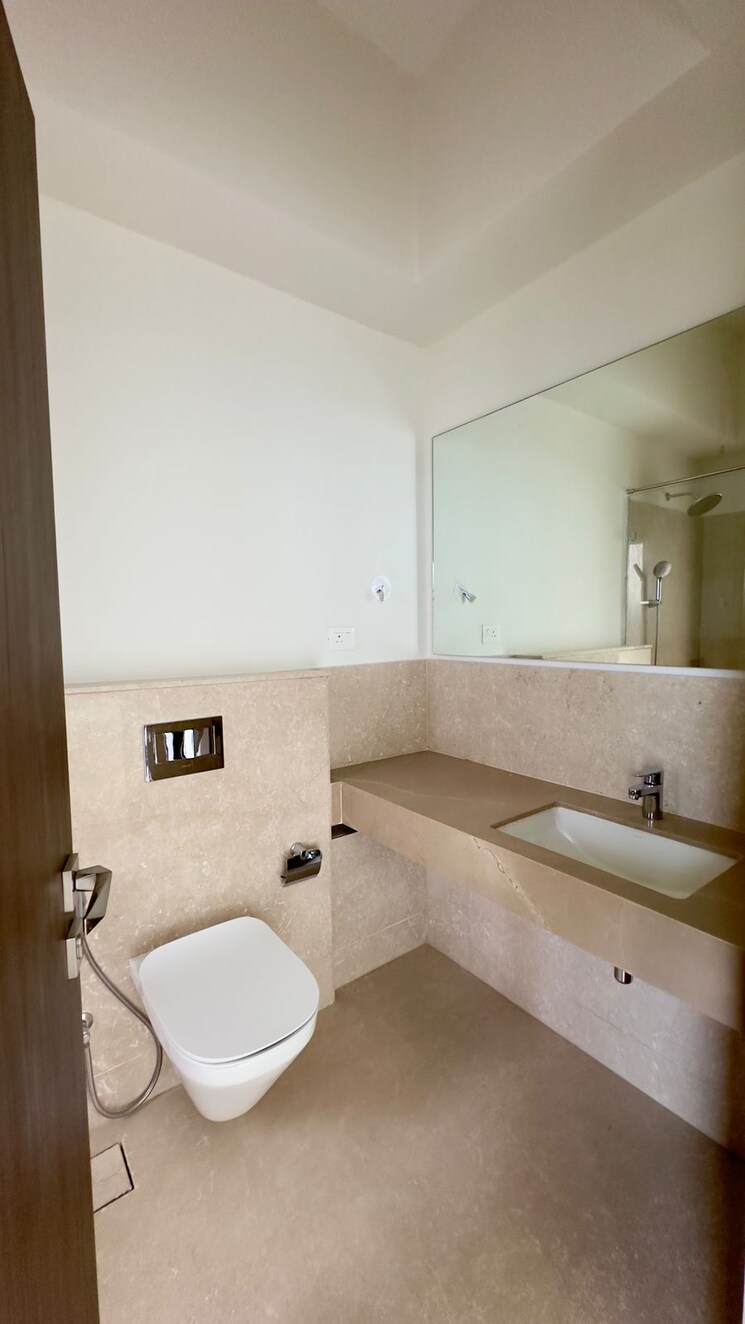 Bathroom, piramal-aranya 3 Bedroom 1503 Sq.Ft. Apartment In Byculla Mumbai 7807643