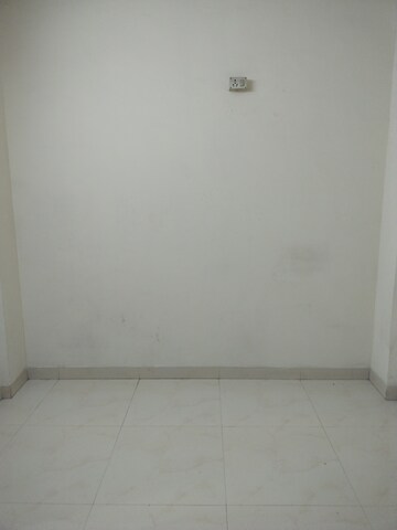 Room in 1 BHK Apartment at Dadar East – for Rent