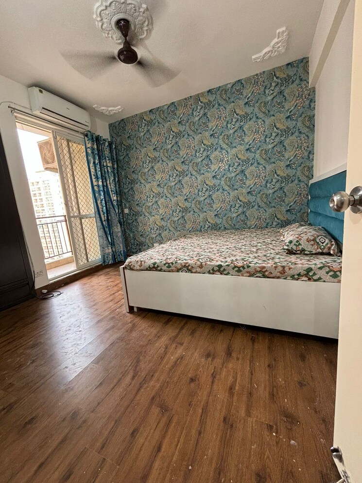 Bedroom, jaypee-greens-kosmos 3.5 Bedroom 1356 Sq.Ft. Apartment In Sector 134 Noida 3908379