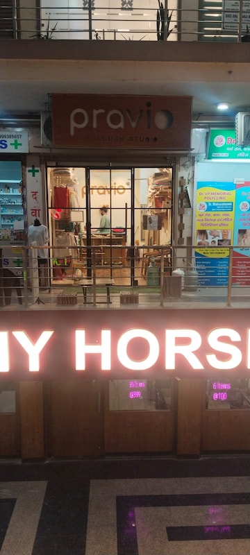 Commercial Shop 400 Sq.Ft. For Resale in Gn Sector Alpha ii Greater Noida  7807872