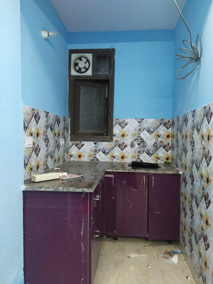 Kitchen, govindpuri 1 RK 300 Sq.Ft. Builder Floor In Govindpuri Delhi 7807992