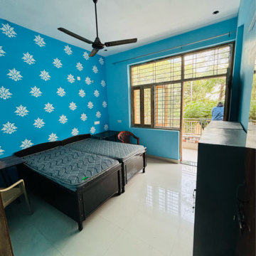 Bedroom in 1 BHK Builder Floor at Alpha 1 RWA, Alpha 1 Greater Noida – for Rent