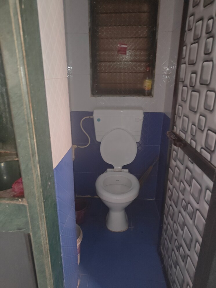 Bathroom, indraprastha-complex-navghar 1 Bedroom 455 Sq.Ft. Apartment In Navghar Palghar 7808207