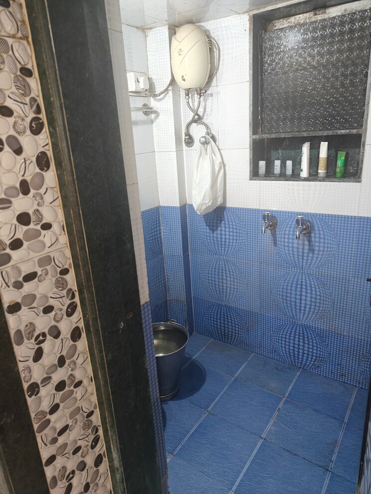 Bathroom, indraprastha-complex-navghar 1 Bedroom 455 Sq.Ft. Apartment In Navghar Palghar 7808207