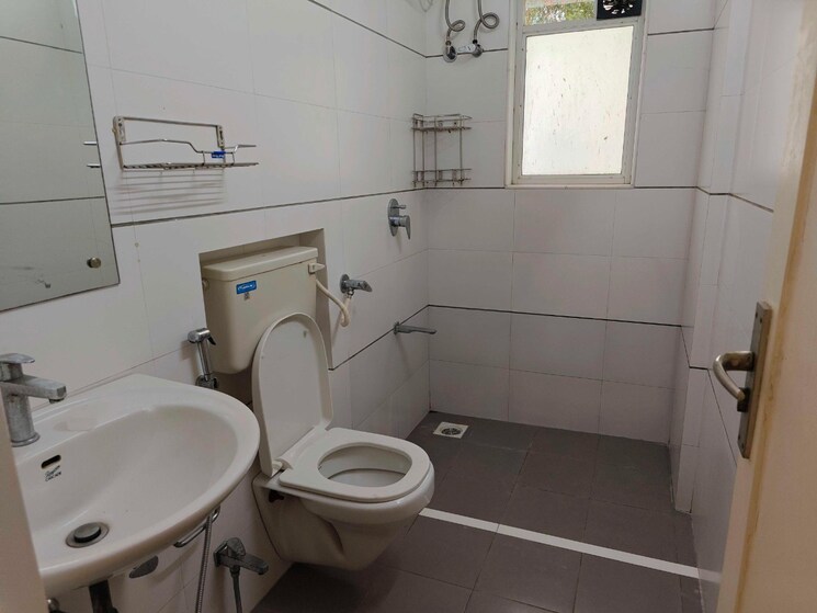 Bathroom, hibiscus-chs-versova 2 Bedroom 718 Sq.Ft. Apartment In Versova Mumbai 7808349