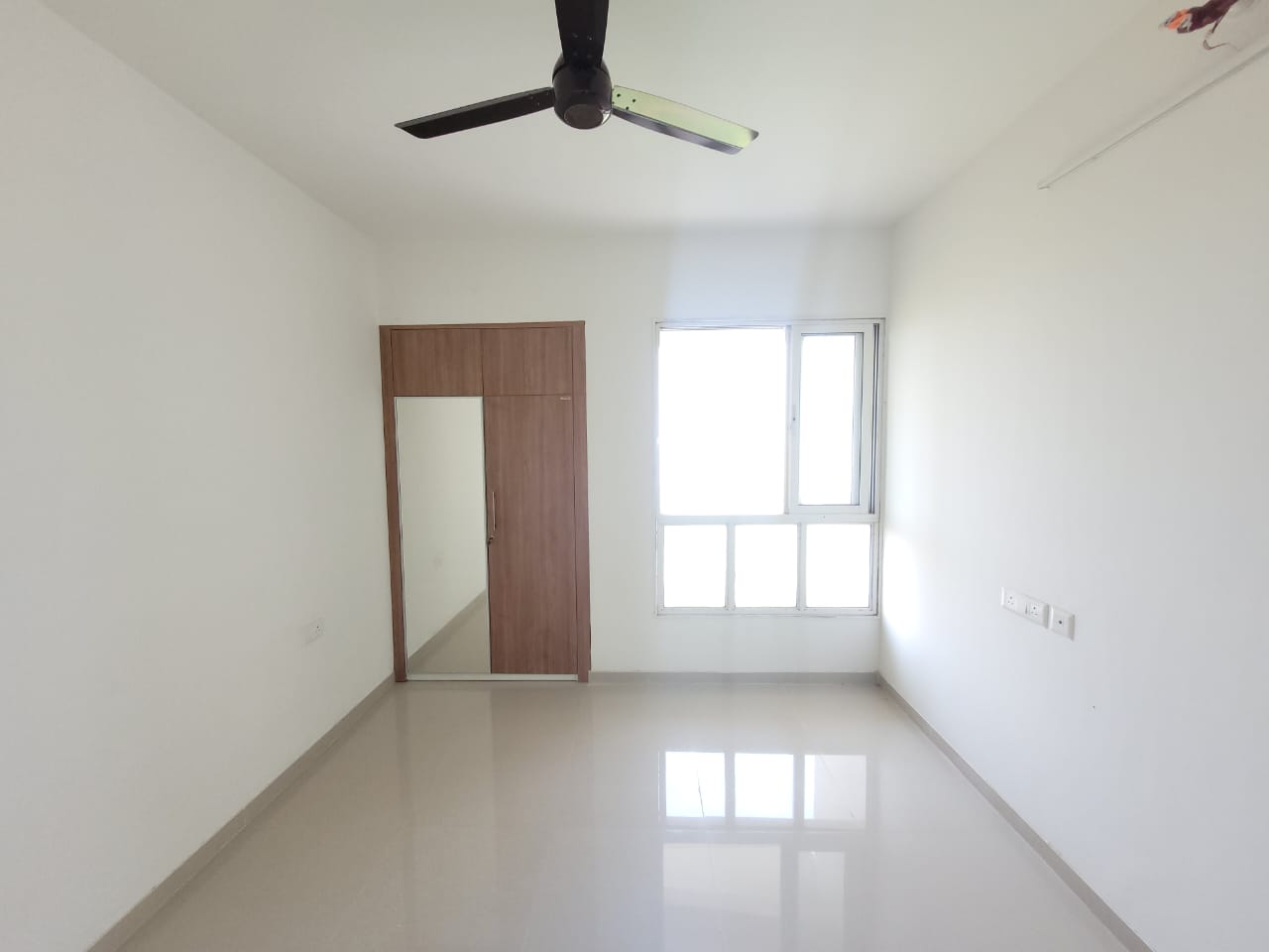 1 BHK Apartment For Rent in Raunak Heights Ghodbunder Road Thane  7808381