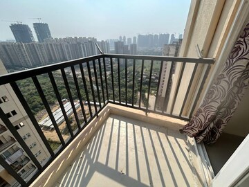 2 BHK Apartment For Sale in Shri Radha Aqua Garden, Sector 16b Greater Noida