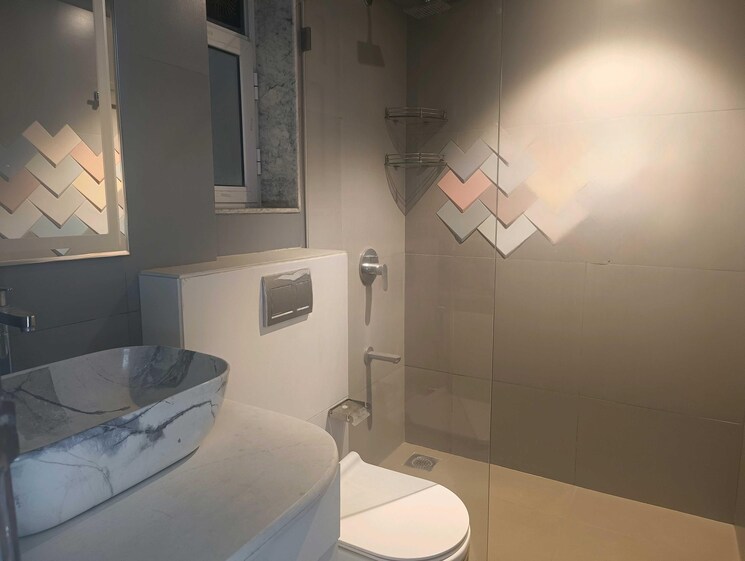 Bathroom, kabra-metro-one 3 Bedroom 1058 Sq.Ft. Apartment In Andheri West Mumbai 7808464