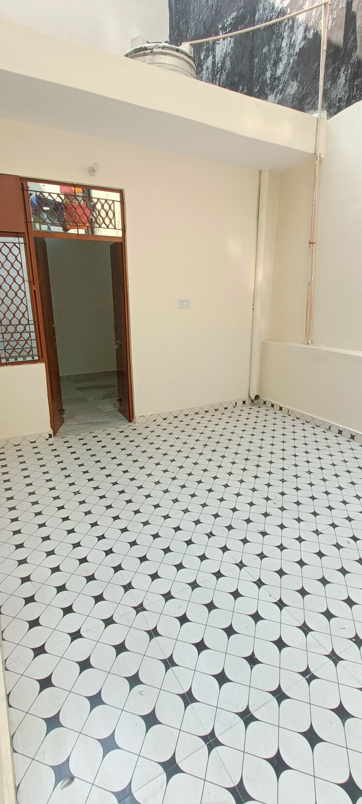 Room, dwarka mor 2 Bedroom 32 Sq.Yd. Independent House In Dwarka Mor Delhi 7808489