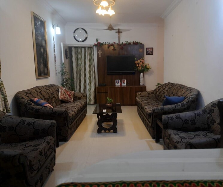 Living Room, gold-crown 2 Bedroom 750 Sq.Ft. Apartment In Andheri West Mumbai 7808496