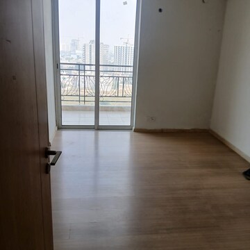 Room in 4 BHK Apartment at DLF New Town Heights I, Sector 90 – for Sale