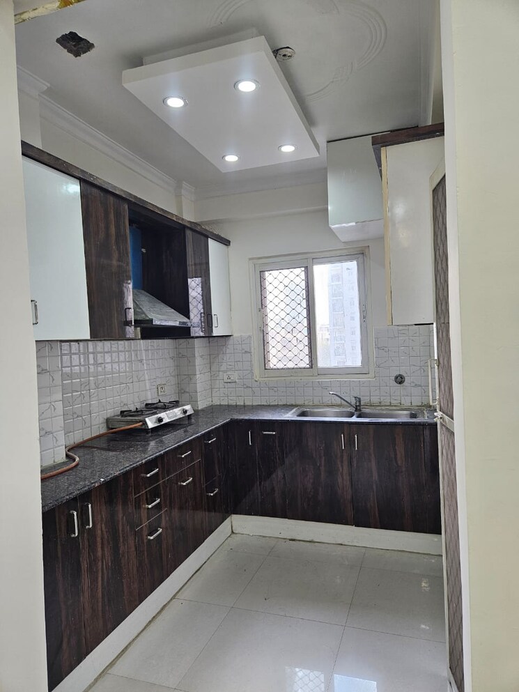 Kitchen, prateek-grand-city 2 Bedroom 970 Sq.Ft. Apartment In Siddharth Vihar Ghaziabad 7808754