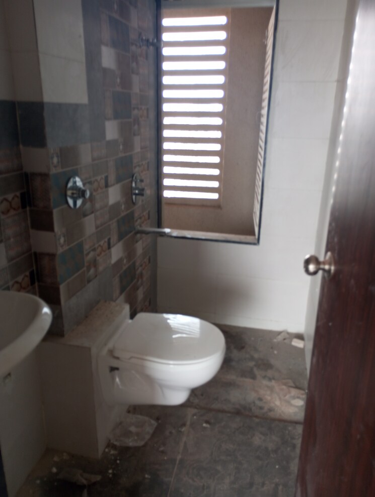 Bathroom, sai-proviso-icon 2 Bedroom 1000 Sq.Ft. Apartment In Roadpali Navi Mumbai 7808767