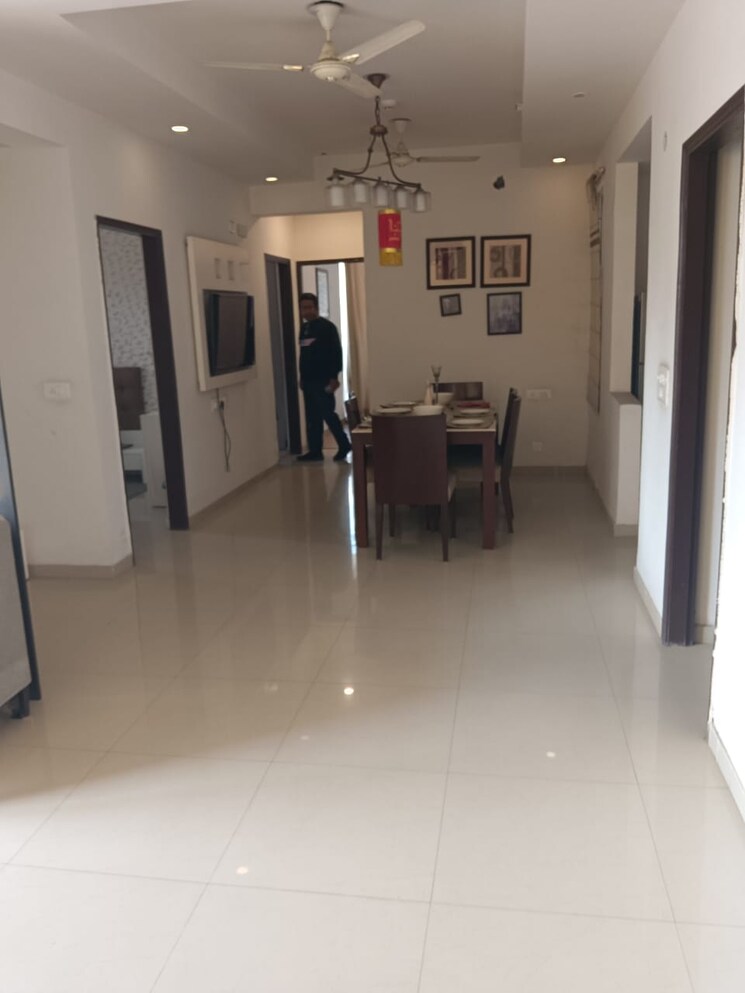 Room, prateek-grand-city 3 Bedroom 1380 Sq.Ft. Apartment In Siddharth Vihar Ghaziabad 7808852
