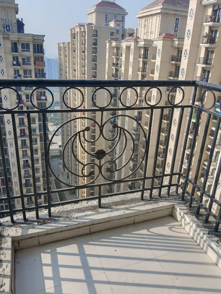 Balcony, prateek-grand-city 3 Bedroom 1380 Sq.Ft. Apartment In Siddharth Vihar Ghaziabad 7808852