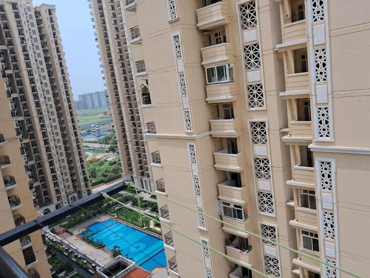 Exterior View, prateek-grand-city 3 Bedroom 1585 Sq.Ft. Apartment In Siddharth Vihar Ghaziabad 7808867
