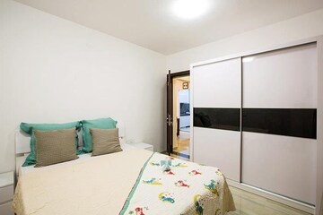 Bedroom in 3 BHK Apartment at Lalani Grandeur, Goregaon East – for Sale