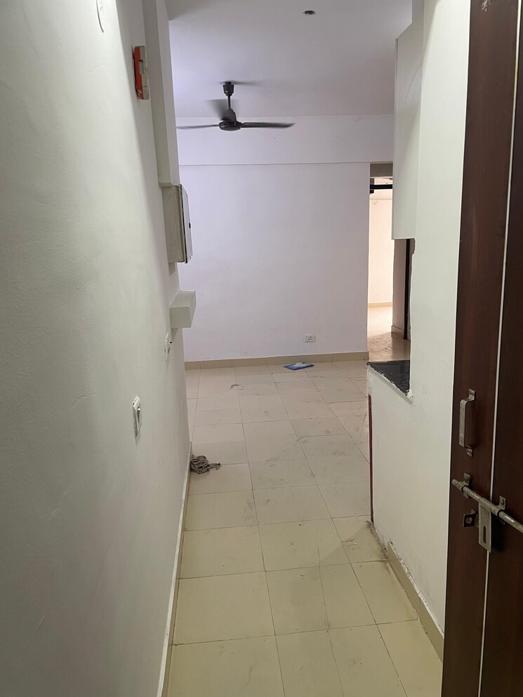 Bathroom, op-floridaa 2 Bedroom 473 Sq.Ft. Apartment In Sector 82 Faridabad 7809040
