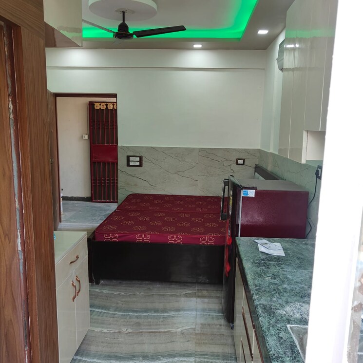 Bedroom, emaar-palm-hills Studio 200 Sq.Ft. Apartment In Sector 77 Gurgaon 7809048