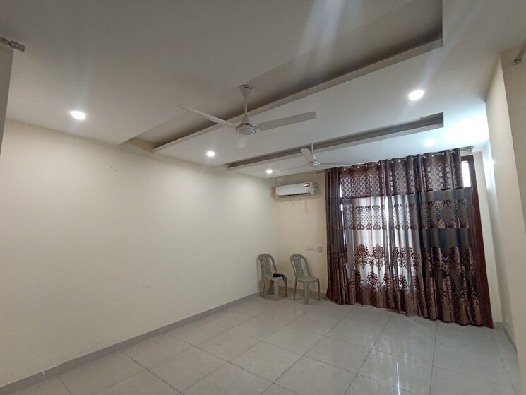 Living Room, malwa-escon-arena 4 Bedroom 2375 Sq.Ft. Apartment In Lohgarh Zirakpur 7809120