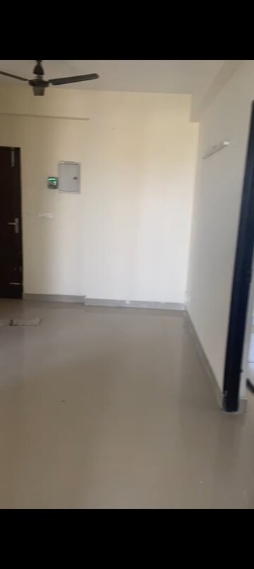 Room in 2 BHK Apartment at JKG Palm Resort, Raj Nagar Extension – for Sale