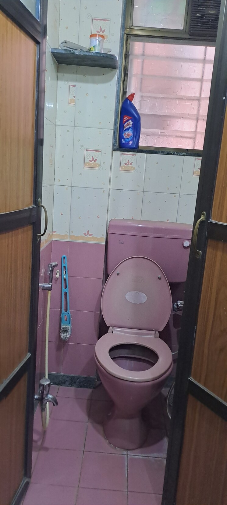 Bathroom, runwal-nagar-chs 1 Bedroom 570 Sq.Ft. Apartment In Runwal Nagar Thane 7809239