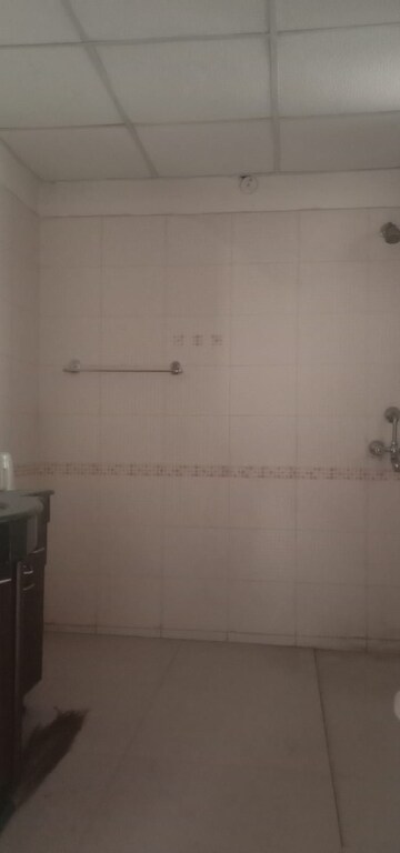 Bathroom in 3 BHK Apartment at Jm Park Sapphire, Ramprastha Greens – for Sale