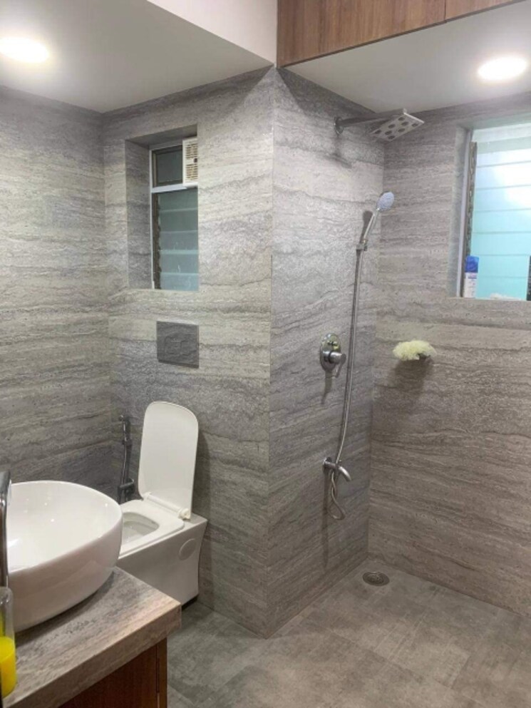 Bathroom, paradise-sai-world-city-phase-2 3 Bedroom 931 Sq.Ft. Apartment In New Panvel Navi Mumbai 7809262