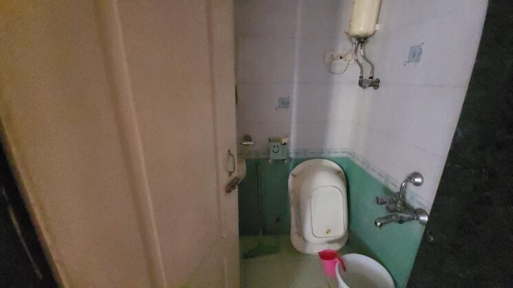 Bathroom, puraniks-kavya-dhara-chs 2 Bedroom 700 Sq.Ft. Apartment In Dhokali Thane 7809516