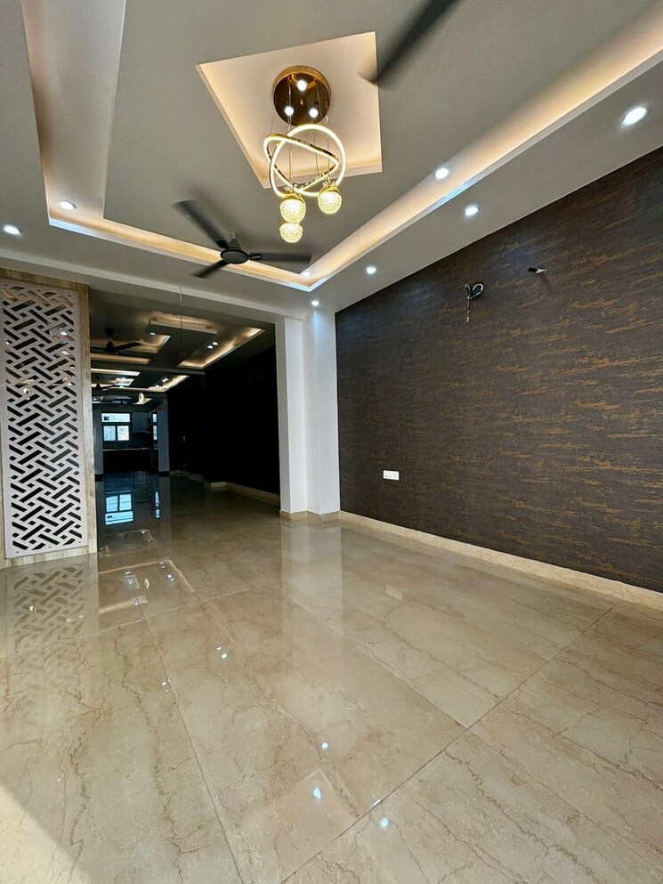 Kitchen, omaxe-royal-residency-faridabad 3 Bedroom 1925 Sq.Ft. Apartment In Sector 79 Faridabad 7809518