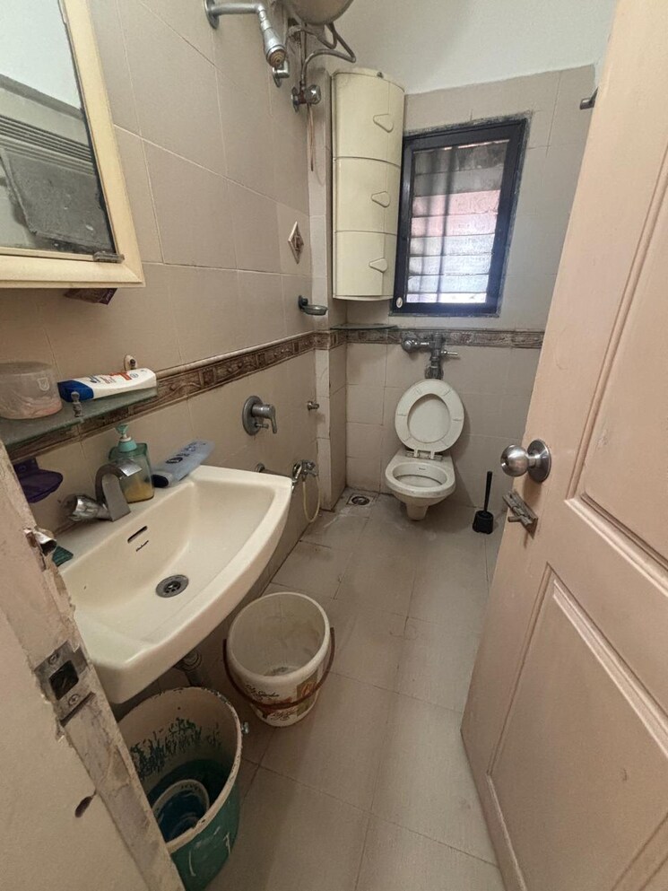 Bathroom, k-raheja-raheja-nest 2 Bedroom 970 Sq.Ft. Apartment In Powai Mumbai 7809530