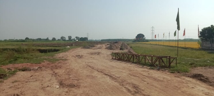 undefined, patiala road  129 Sq.Yd. Plot In Patiala Road Zirakpur 7809610