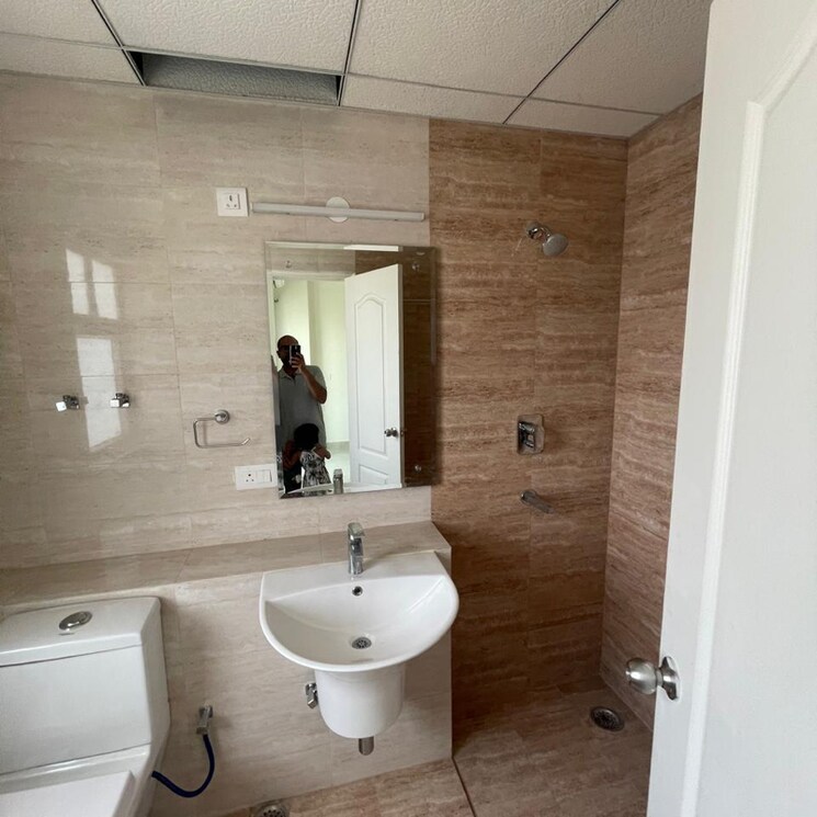 Bathroom, shree-vardhman-victoria 3 Bedroom 1950 Sq.Ft. Apartment In Palda Dhaani Gurgaon 7809624