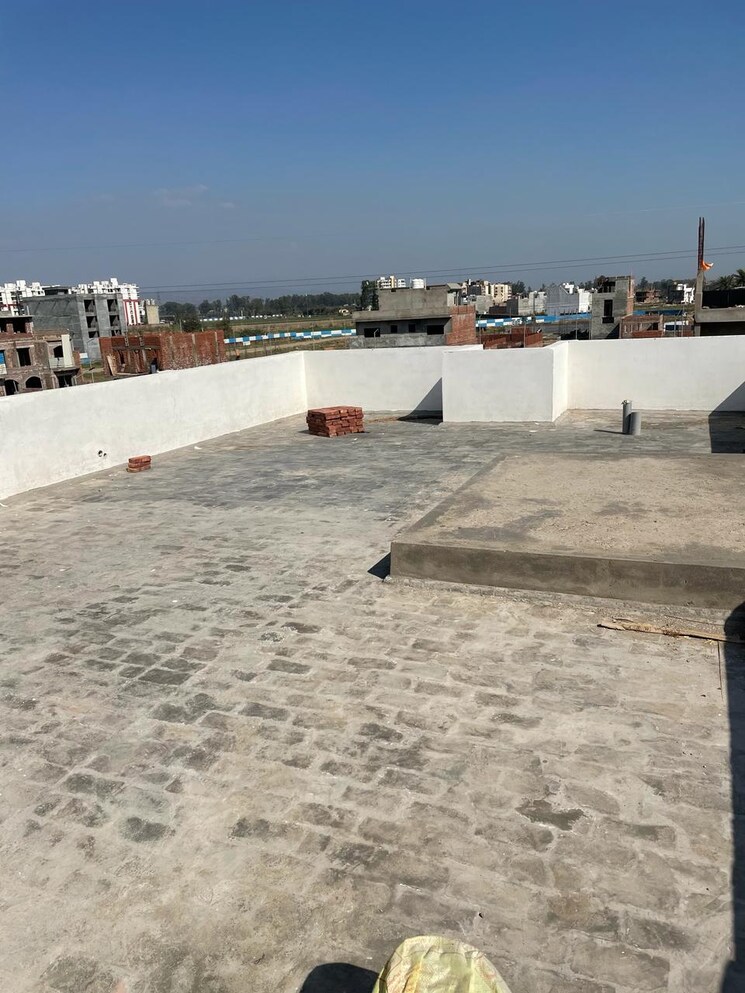 Exterior View, patiala road  150 Sq.Yd. Plot In Patiala Road Zirakpur 7809631