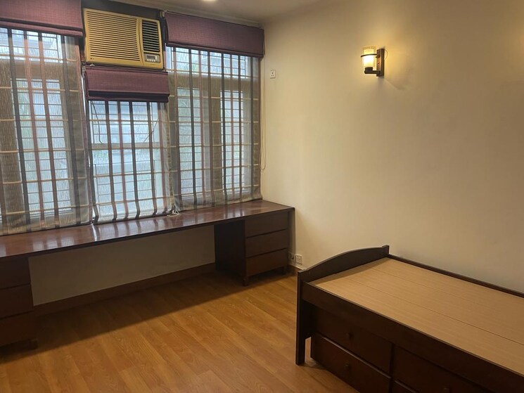 Room, nehru enclave 3 Bedroom 2000 Sq.Ft. Builder Floor In Nehru Enclave Delhi 7809855