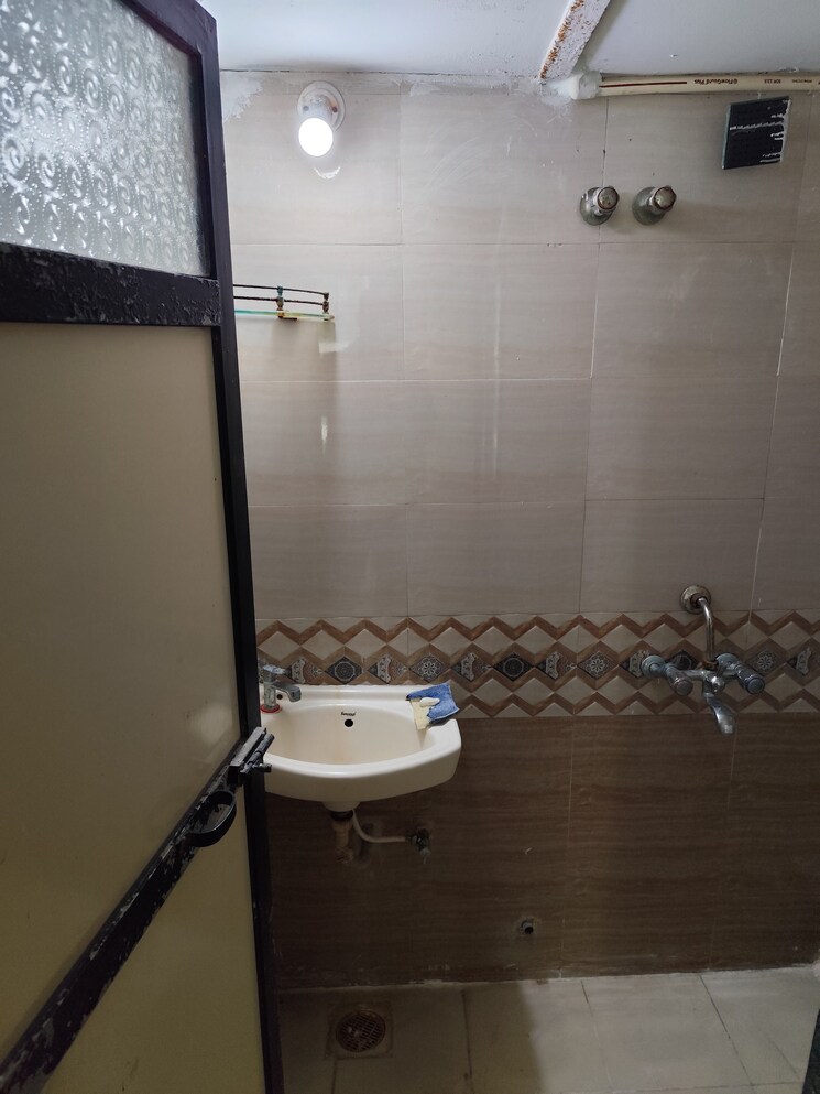 Bathroom, indralok-heights 2 Bedroom 587 Sq.Ft. Apartment In Bhayandar East Thane 7809960