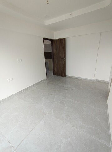 Room in 2 BHK Apartment at Alag Olive, Pant Nagar – for Rent