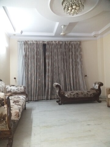 Living Room in 3 BHK Builder Floor at East Patel Nagar – for Sale