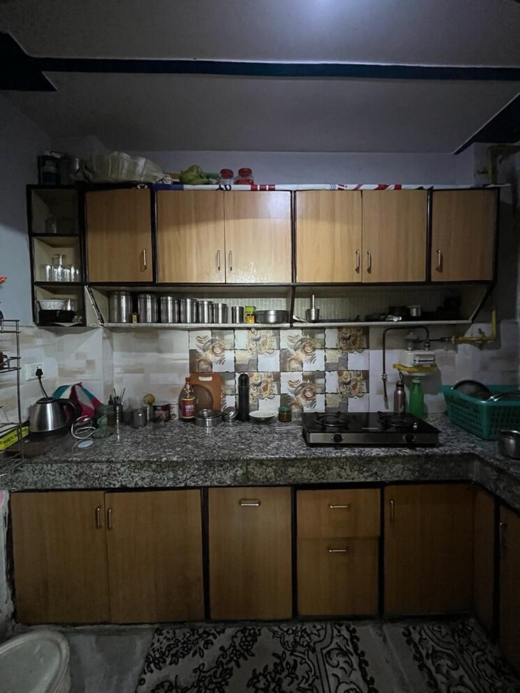 Kitchen, dwarka mor 2 Bedroom 65 Sq.Yd. Builder Floor In Dwarka Mor Delhi 7810071