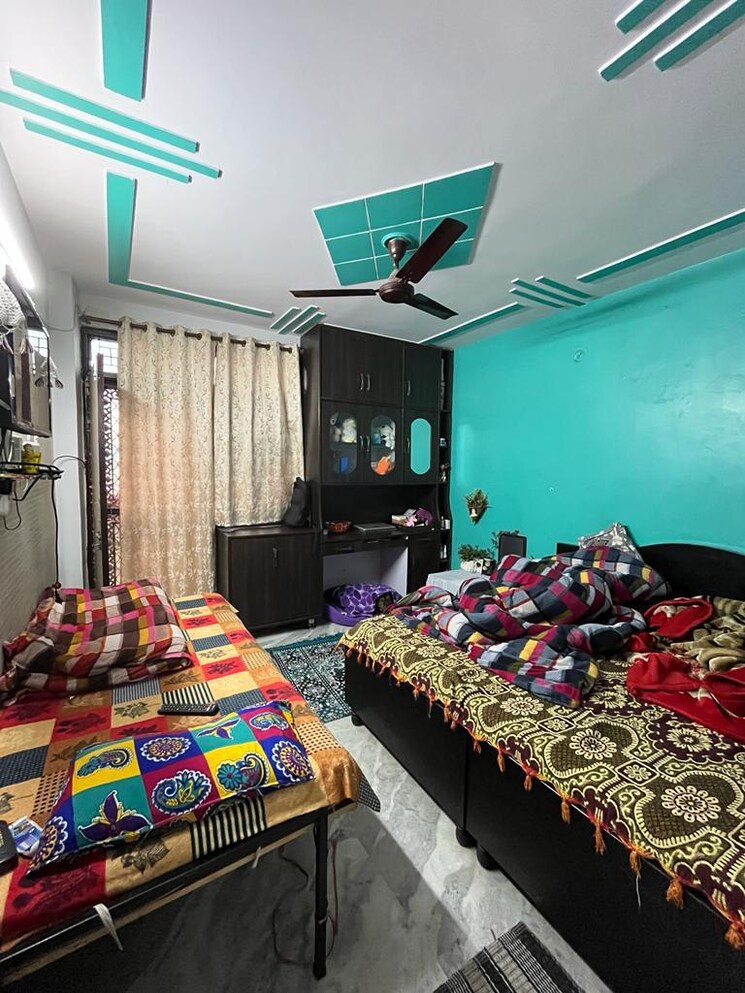 Bedroom, dwarka mor 2 Bedroom 65 Sq.Yd. Builder Floor In Dwarka Mor Delhi 7810071