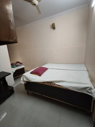  2 BHK Builder Floor at Vaishali Sector 4 – for Rent