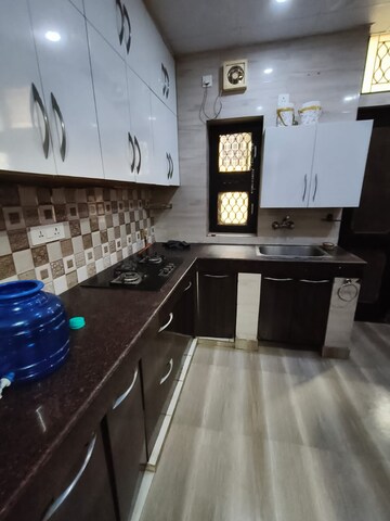 Kitchen in 2 BHK Builder Floor at Vaishali Sector 4 – for Rent