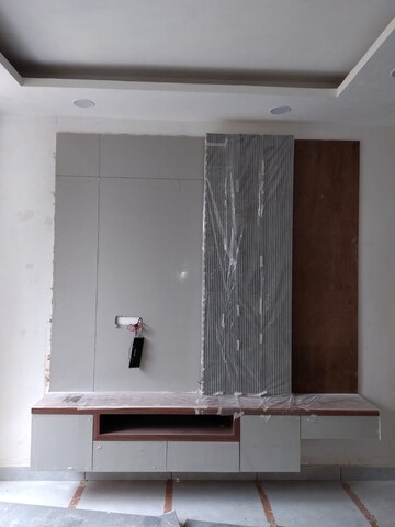 Furnished Amenities in 3 BHK Builder Floor at Sector 107 – for Sale