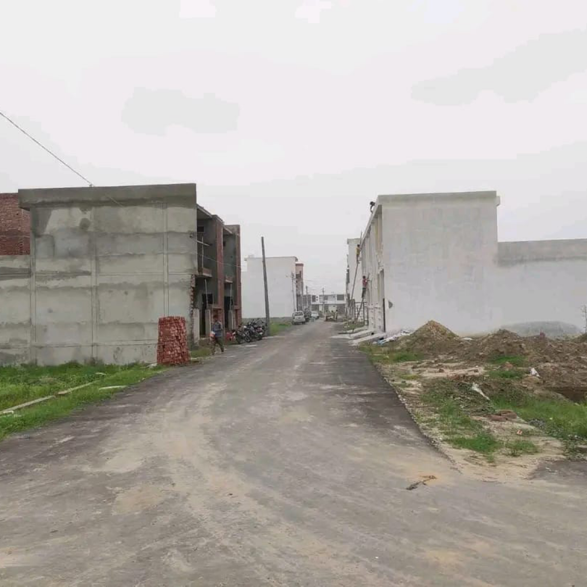 Plot For Sale in Uday Kunj 