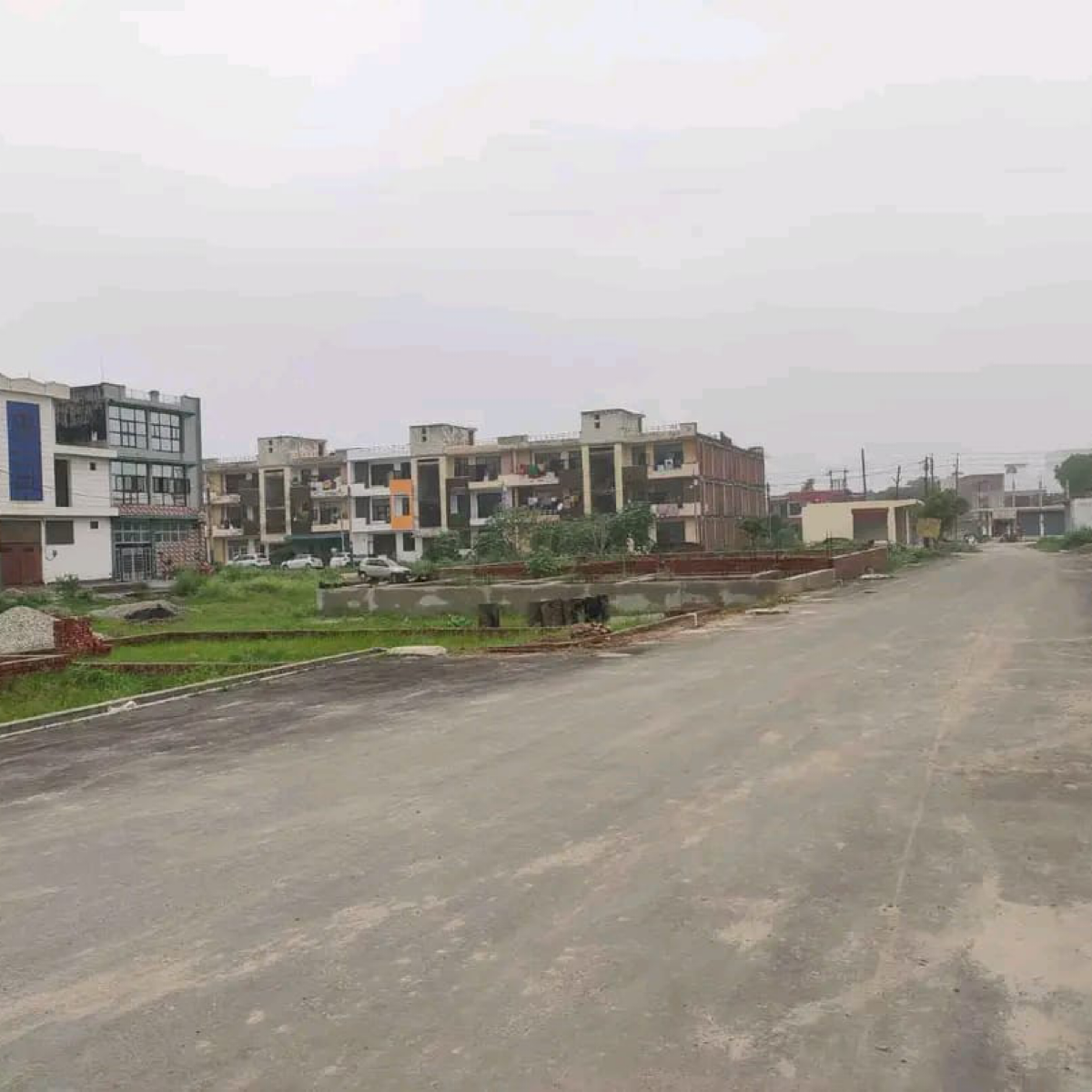 Plot For Sale in Uday Kunj 