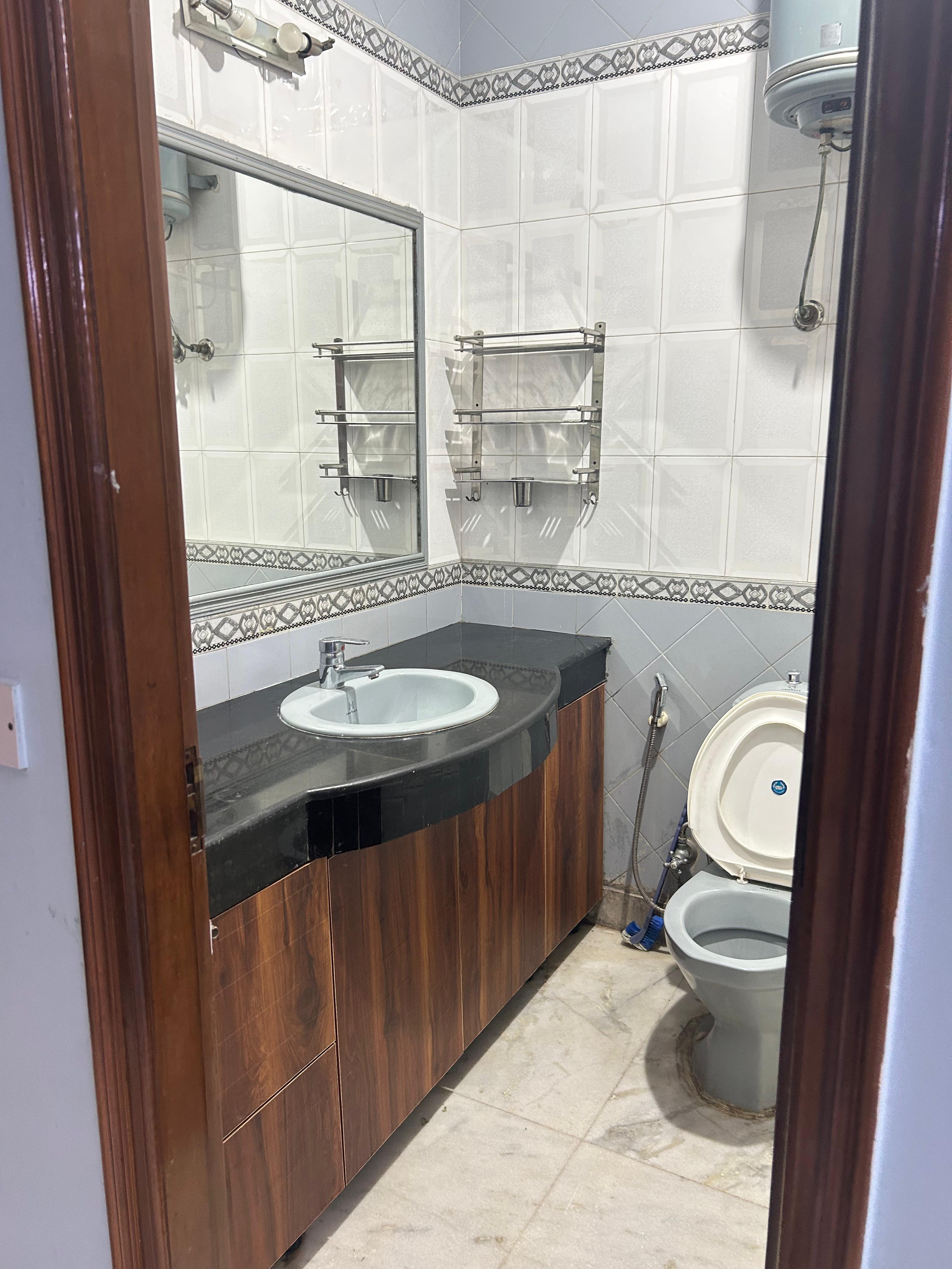 4 BHK Apartment For Sale in Ambience Island